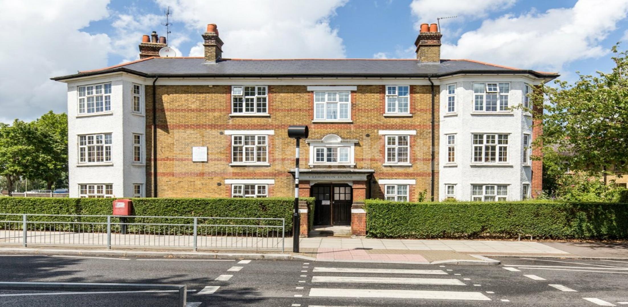 			3 Bedroom, 1 bath, 1 reception Apartment			 Creighton Avenue , East Finchley 